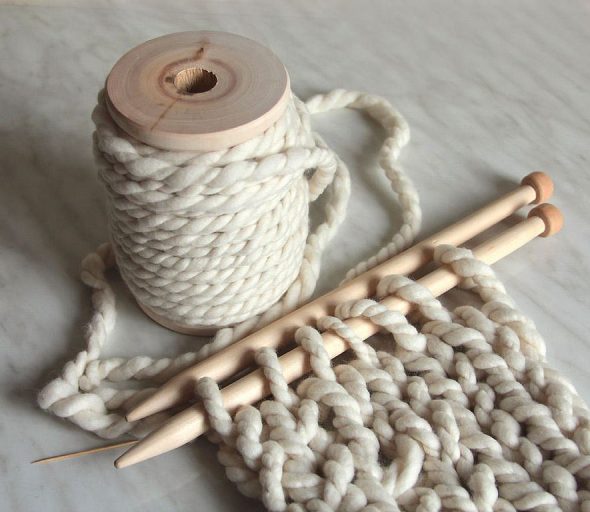 fils d'aiguilles à tricoter