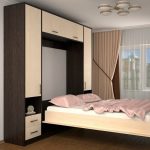 camera da letto con un letto pieghevole