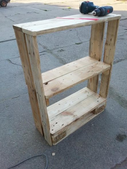Dřevěný nábytek to udělejte sami