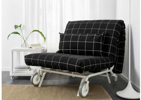 IKEA-tuoli-sänky musta