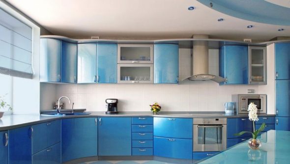 Sininen keittiökalusteet
