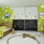 I mobili per la camera dei bambini sono confortevoli e sicuri.