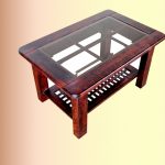 Tavolino in legno con vetro