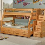 Katil katil kayu kanak-kanak lakukan sendiri