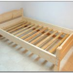 Dessins de photo de lit en bois pour enfants