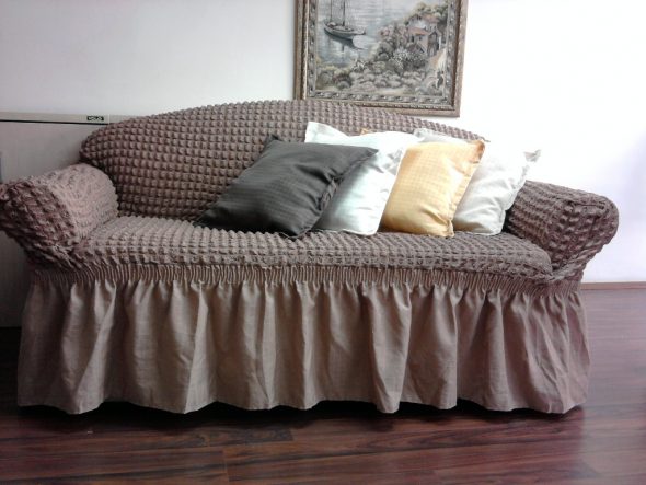 Sofa dengan penutup