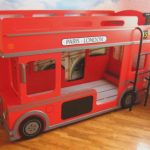 Červený palanda autobus