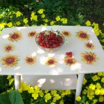decoupage asztal nyári színekben