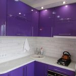 cuisine 6 mètres carrés violet