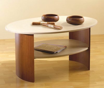 meja kopi diperbuat daripada papan seramik berlapis