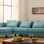 sofa turquoise di ruang tamu