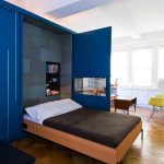 מיטה זוגית בארון כחול
