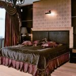 luxusní manželská postel