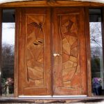 Dřevěné dveře Pinocchio uměle starý nábytek