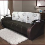 Rozkládací pohovka pro každodenní použití s ​​matrací