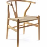 Houten stoelen om licht hout te maken