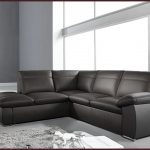 sofa dengan mekanisme dan recliner