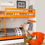 سرير بطابقين برتقالي