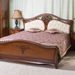 massief houten bed