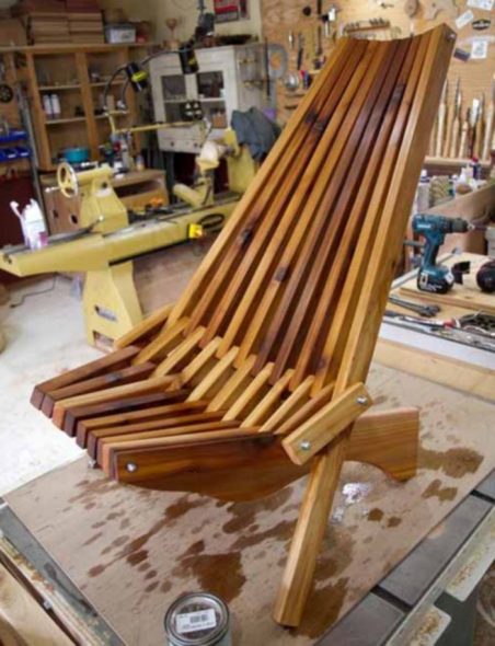 כסא עץ מקורי