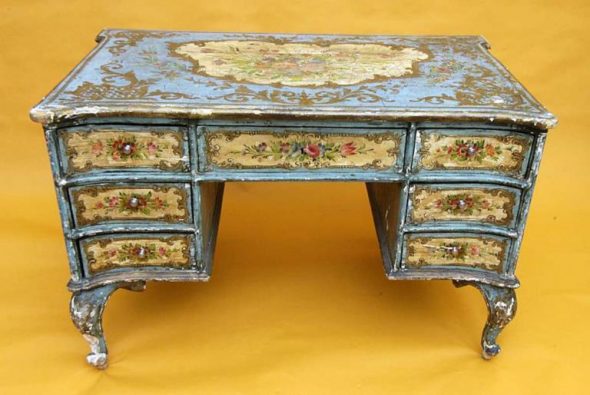 Decoupage your own furniture-dresser
