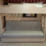 Patrová postel s pohovkou-koupit