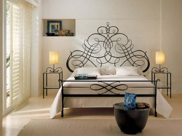السرير - السمة الرئيسية لغرفة النوم بروفنسال