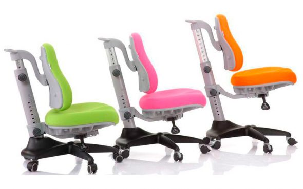 stoelen voor schoolstudenten ontwerpen