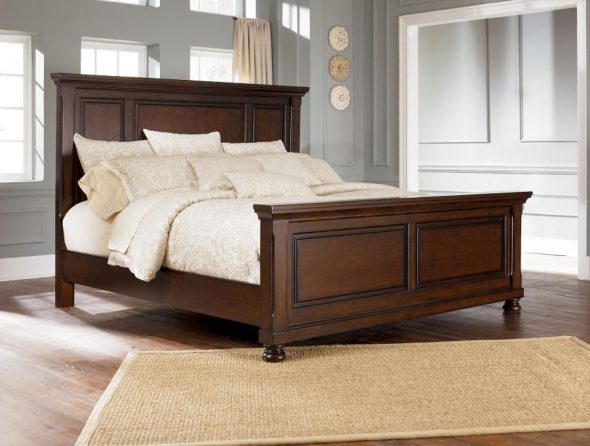 vyberte si dřevěnou postel