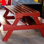 Dacha-meubels doe-het-zelf rode tafel