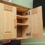 Kézzel készített konyhai szekrény