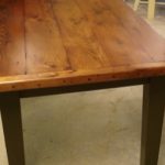 Kuchyňský stůl ze dřeva s vlastními rukama