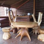 Ongebruikelijke dode houten meubels