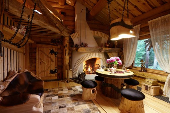 Lovecký dřevěný dům