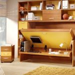 Bekväma och funktionella transformerande möbler för ett litet rum
