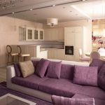 Pangsapuri studio kecil yang selesa dengan sofa ungu