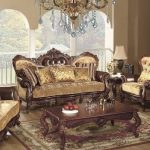 Perabot yang elegan di ruang tamu dalam gaya Baroque