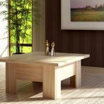 שולחן שנאי עץ