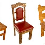 Useita vaihtoehtoja veistetyille tuoleille