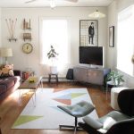 דוגמה סגירת פינות בדירה על פנג שואי עם חתיכות של רהיטים ועיצוב