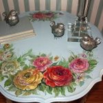 Gamla bord dekorerad med mönster