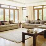 Světlý a prostorný obývací pokoj
