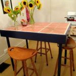 Keukentafel met tegelbovenkant