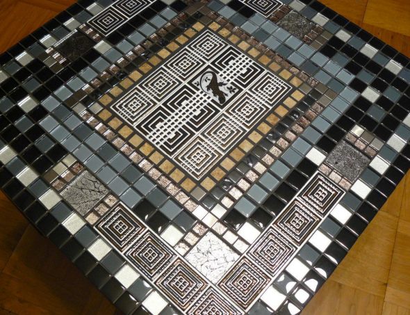 Tavolino da caffè in mosaico
