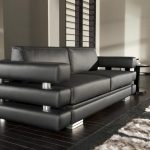 Vacker modern svart soffa