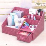 Kartonnen dresser-organizer voor cosmetica