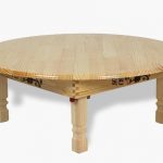 Kulatý stůl z masivní borovice