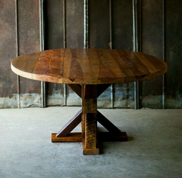 Massief houten tafel