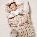 שמיכה תינוקת תינוק מפוספסת