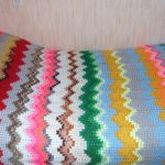 Plaid di lana multicolore brillante e insolito